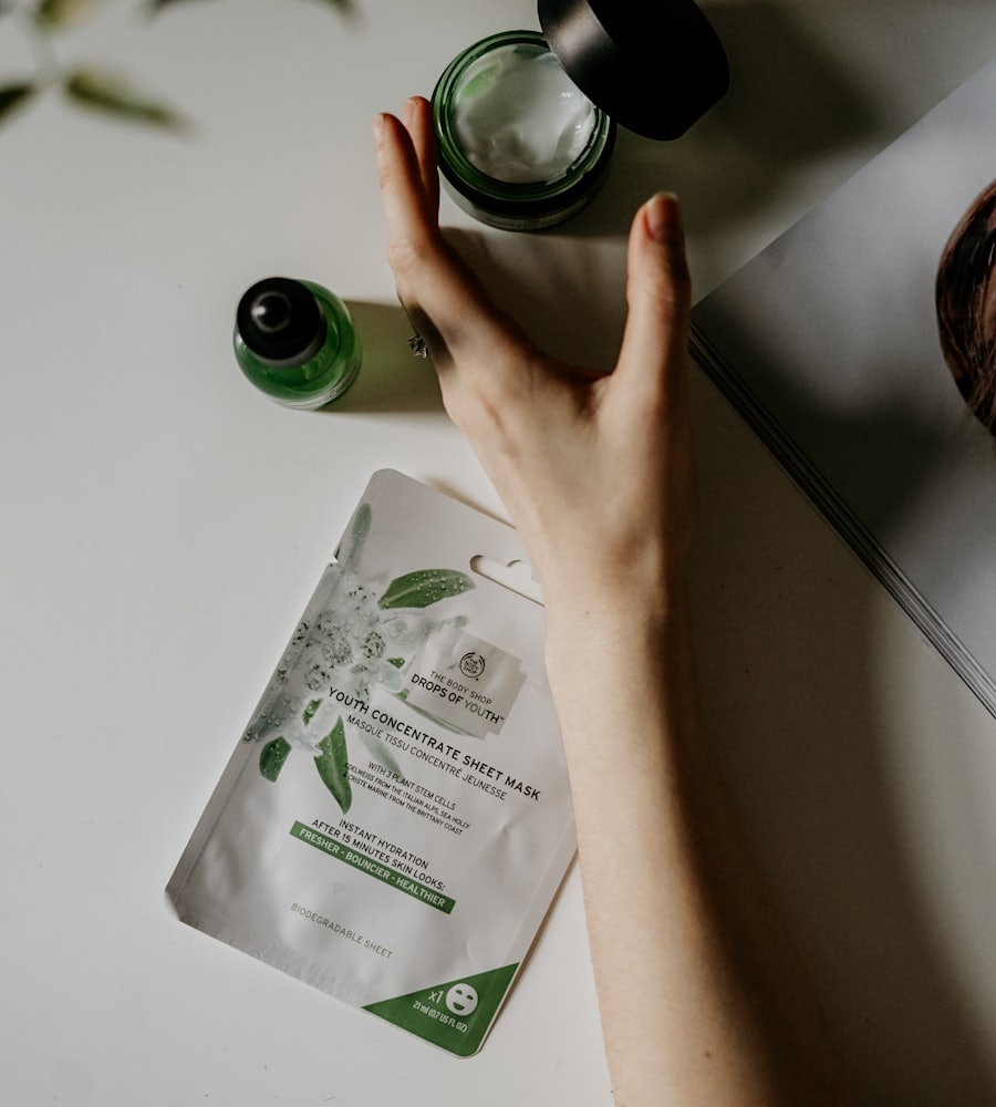 Serum, sheet mask en cr&egrave;me voor een Korean Glass Skin behandeling